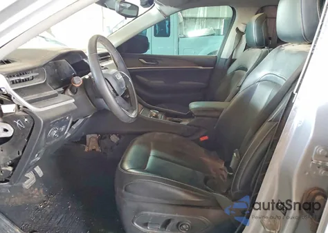 2023 Jeep Grand Cherokee Limited 4Xe from USA, damaged, VIN 1C4RJYB63PC624419